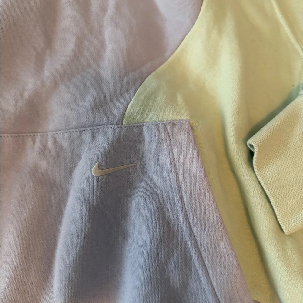 Nike Mint and Lavender Hoodie